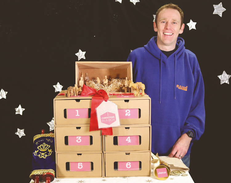 AndyJonesRaiseChristmasBox750