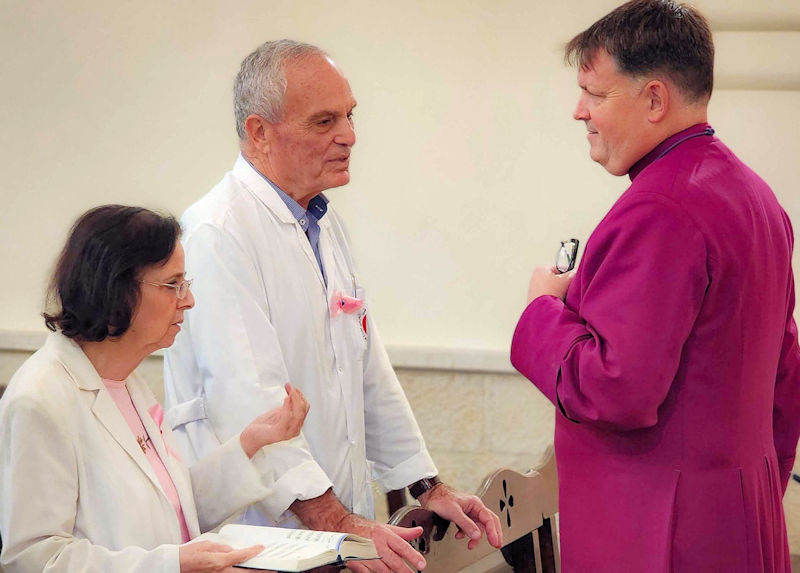 Bishop of Norwich appeals for Gaza medical aid